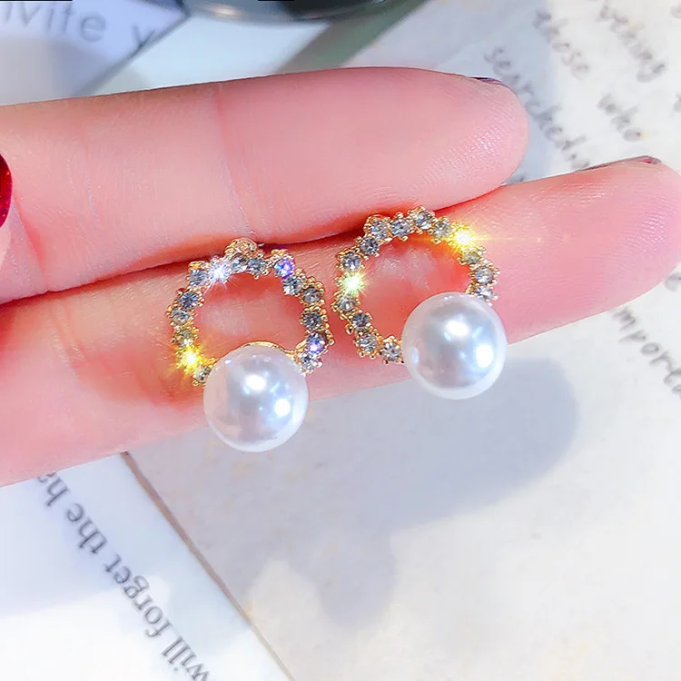  Jewelry 925 silver needle Korean geometric round small pearl earrings simple gentle diamond for women