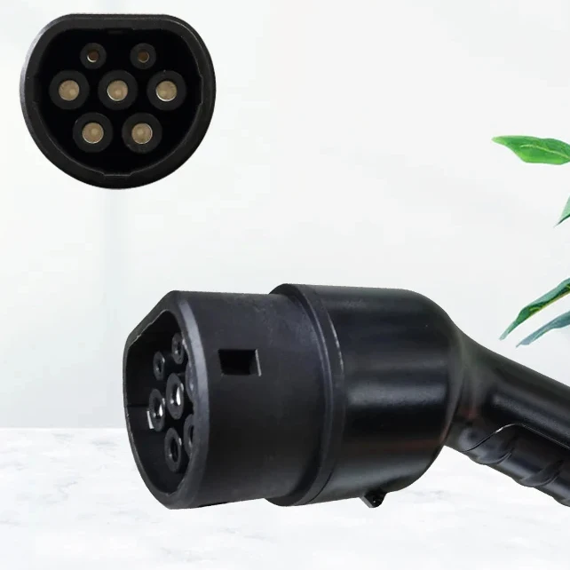 ZR-EUO01-3 Plug and Recharge Type2 5M Cable EVSE Charger Electric Car Charger for Electric Vehicle