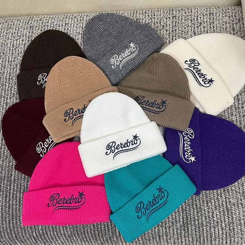 Wholesale New Unisex  Winter Hats For Woman Classic Knitted Winter Beanies For Men Winter Bonnet Warm Skullies