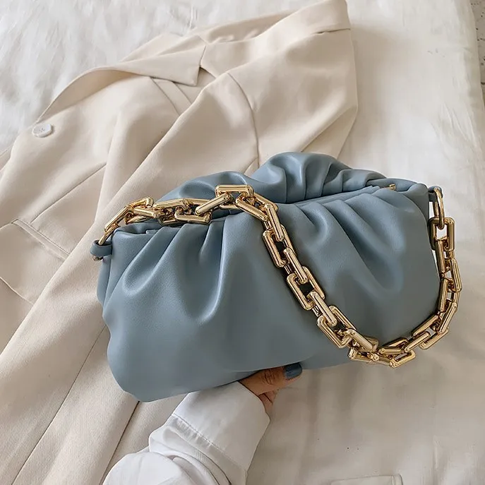 Cross-border 2022 new cloud leisure fashion shoulder chain online celebrity slung handbag