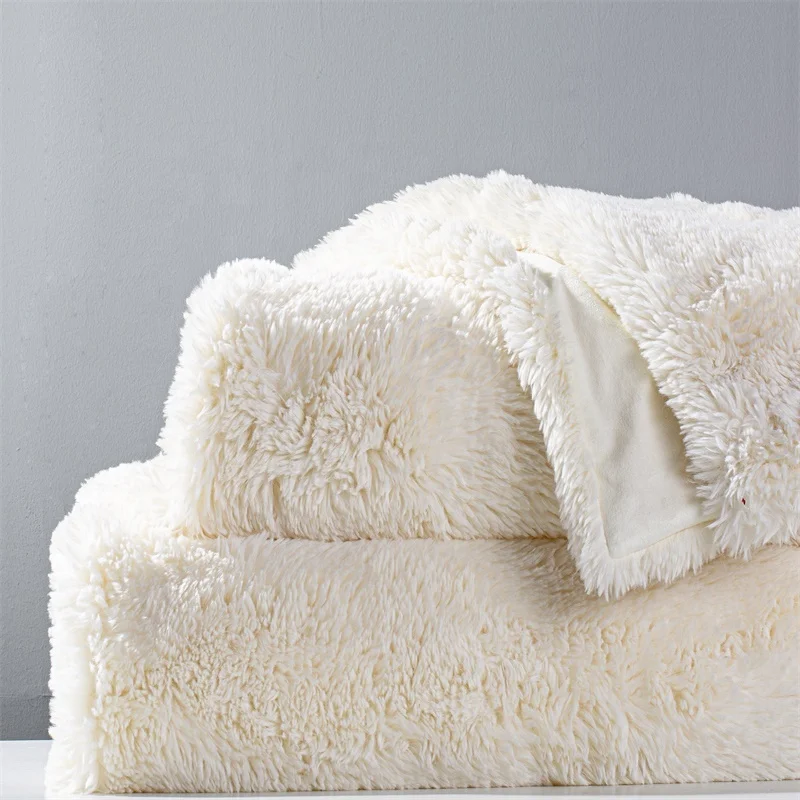 
Wholesale Knitted Double Thick Lamb Down Blanket Knee Cover faux fur Blanket 