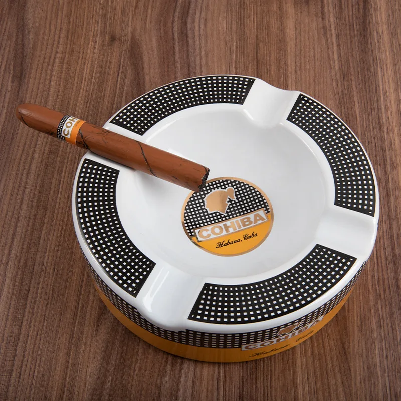 Round White Cigarette Custom Logo Porcelain Stoneware Hotel Office Big Cigar AshTray Ash