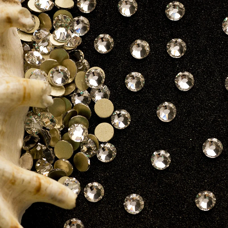 Wholesale Price 2088 16 Cutting Facet crystal  Clear rhinestones flat back  for nail art,cup,New Year gift