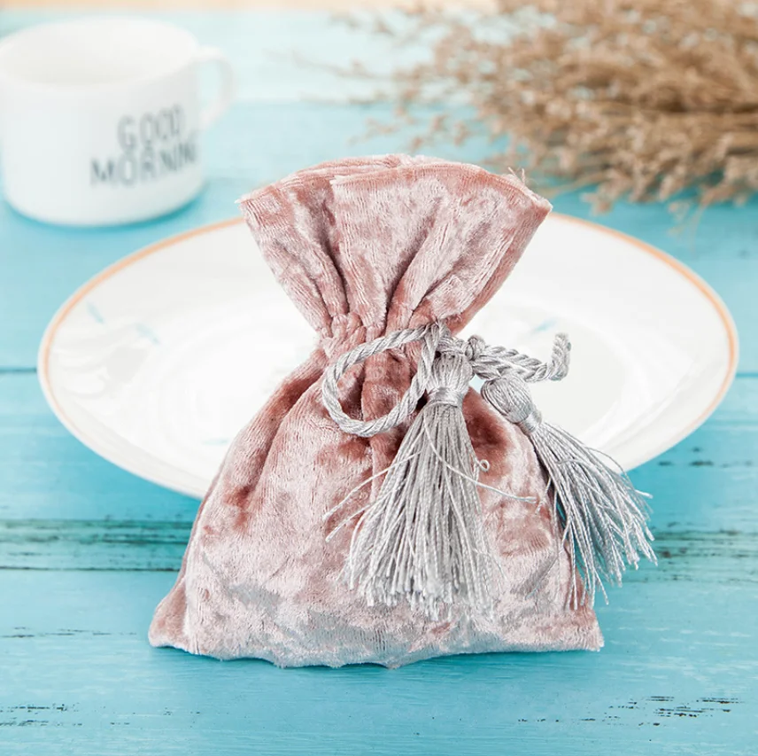 Luxury Velvet Jewelry Pouch With Logo Soft Silk Tassel Drawstring Velvet Bags Gift Bags For Small Business