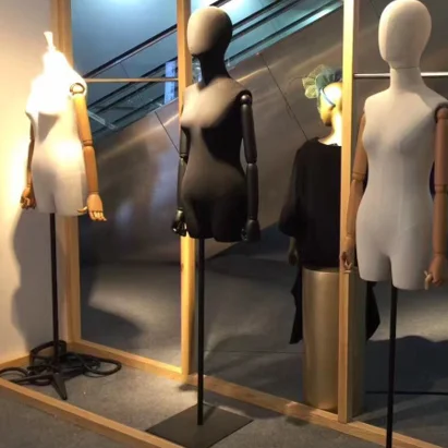 New Arrival OEM Wholesale Female Upper Body Wood Hand Torso Fabric Wrapped Mannequin