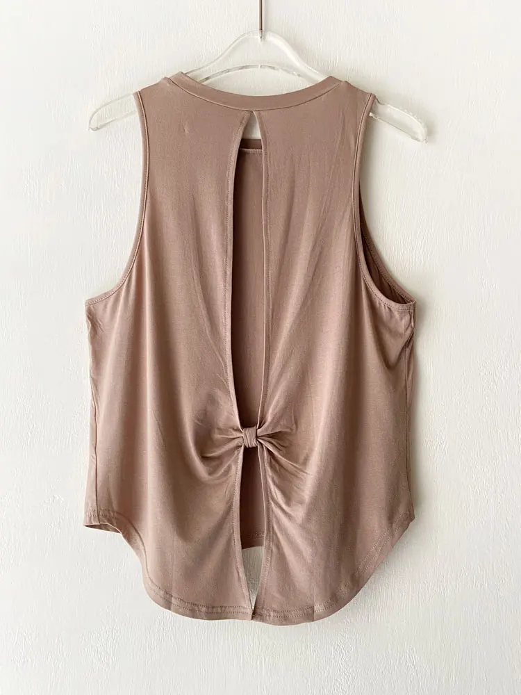 High Quality Wholesale Womens Gym Wear Soft High Neck Tank Tops Solid Color Workout Sleeveless Tops