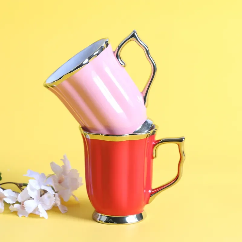 Wholesale Nordic Ceramic Coffee Gold Handle Rim Luxury Colorful Mugs Porcelain Tea Milk Color Glaze Cups
