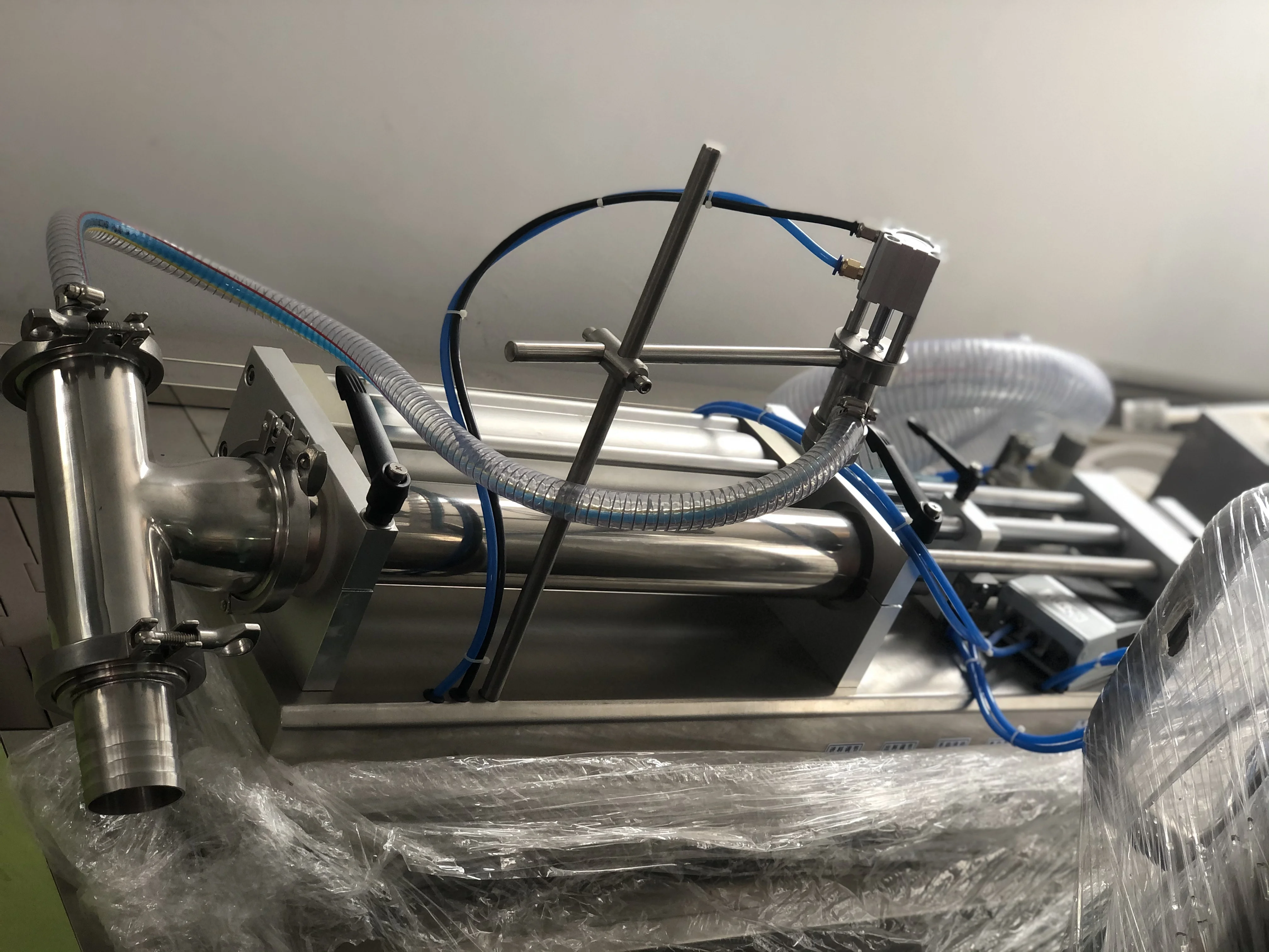 single head filling machine perfume filling machine semi automatic perfume filling machine liquid FOR Filling