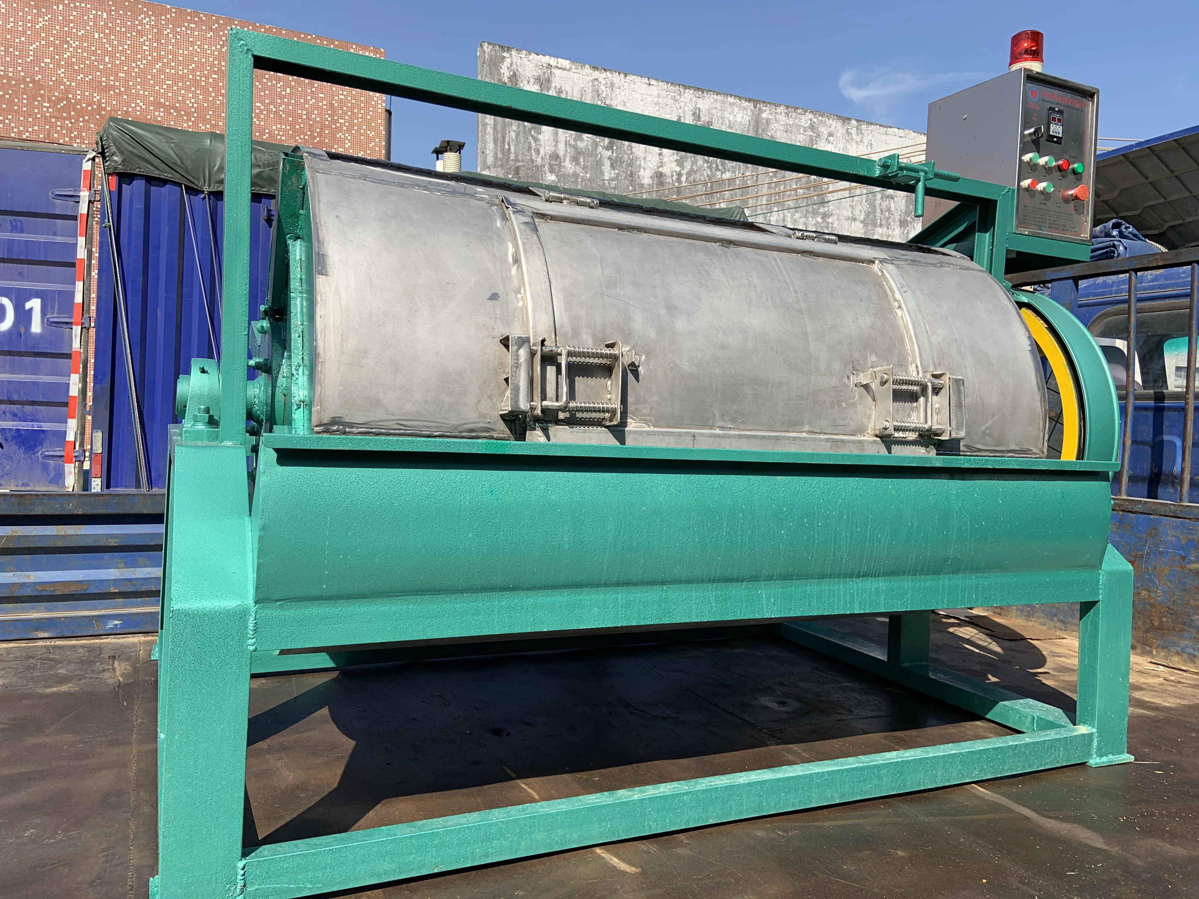 Jeans/denim industrial snowflake effect washing machine