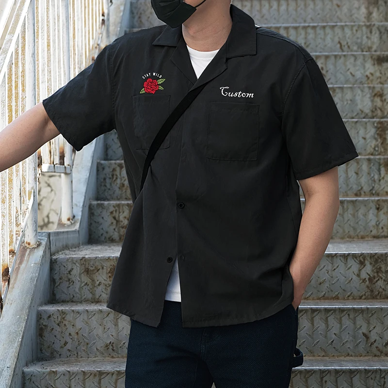 Wholesale Custom Logo Mens Camp Collar Uniform Printed Open Button Up Half Sleeved Letter Two Pocket Plaid Casual Shirts For Men