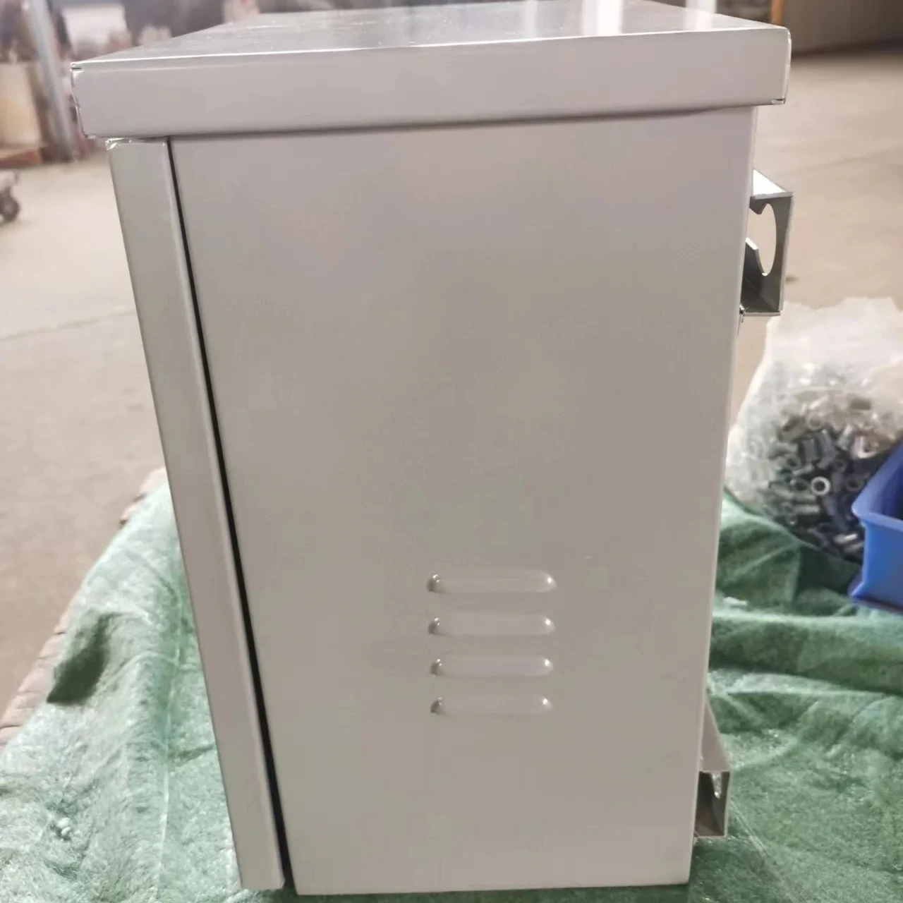 Metal Box Battery Post Octagonal Light Pole Traffic Light Pole Electric Pole Aluminum Steel Rod LED AC 70 125 Road AC 165-265V