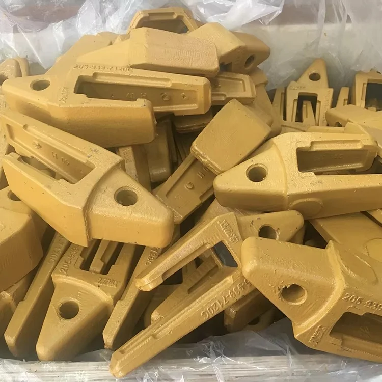 Excavator Bucket Teeth for EC480 R225-9 PC200 Hyundai Excavator Ground Engaging Tools Bucket Tooth Adapters Bucket Side Cutter