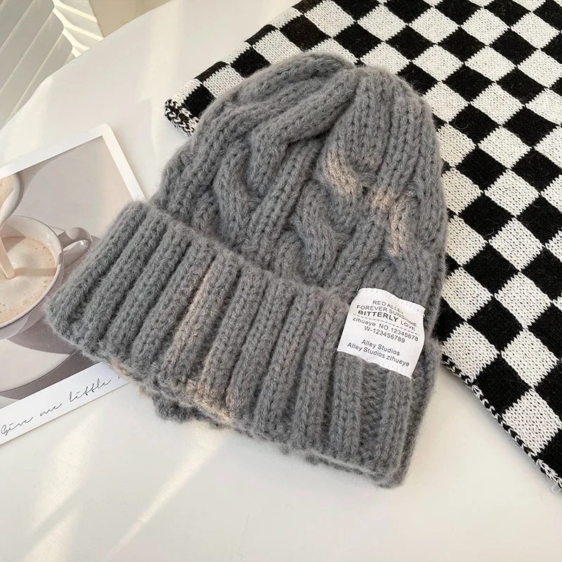 100% Acrylic Jacquard Beanie With Embroidery Adults Toque Woven Knitted Wool Winter Beanie