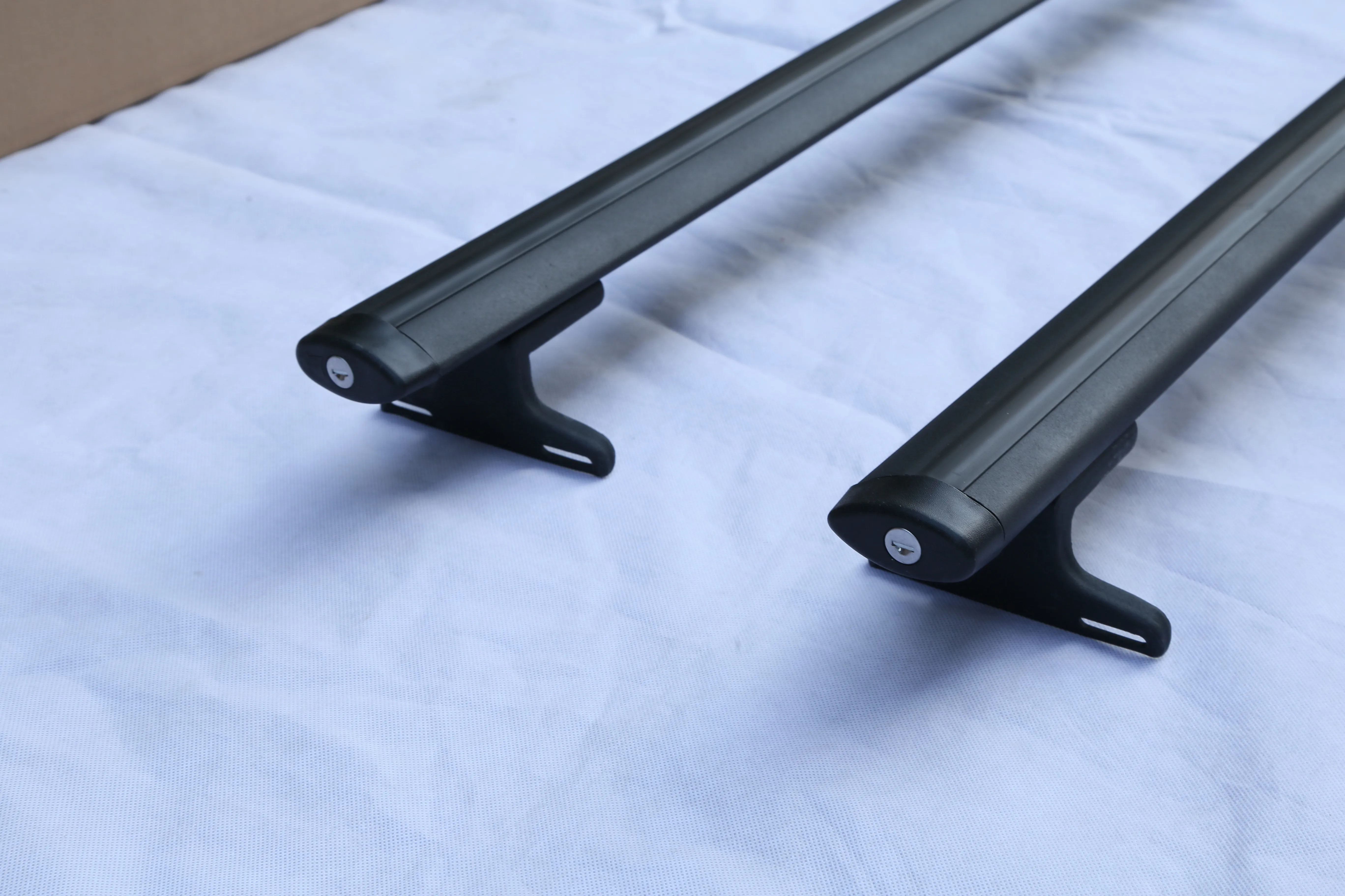 YH-B-008A roof rack bar cross bar luggage rack for jeep commander 17-19