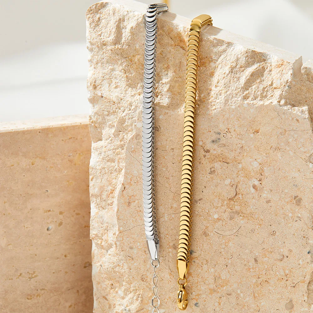 Romantic senior vintage fish scale bracelet wholesale wash color do not fade 100 matching glitter super A hand jewelry