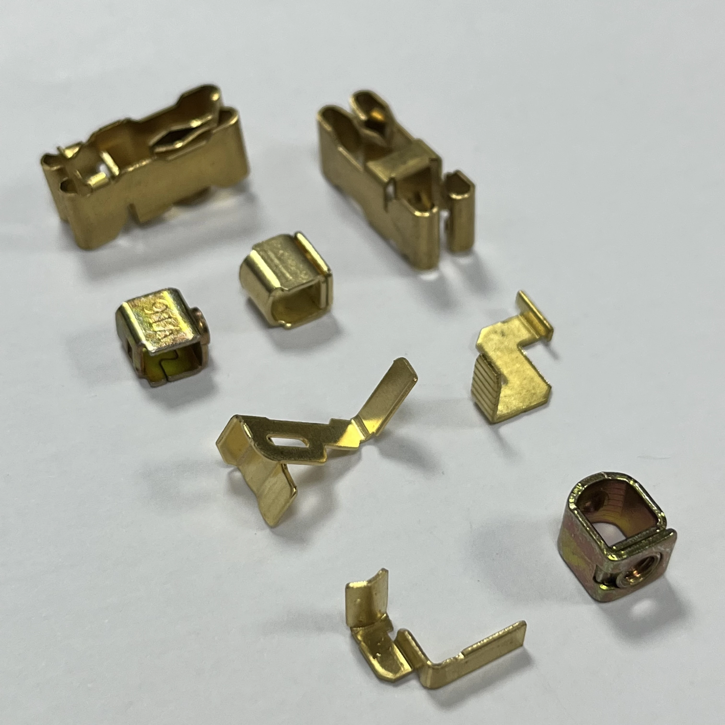 Custom OEM Stamping Sheet Metal Clip Copper Steel Stainless SS SS302 Small Battery Contact Flat Spring