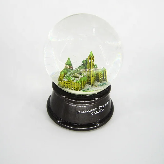 Professional Custom Promotional Resin Crafts Snowball Musical Snow Globe For Home Decor