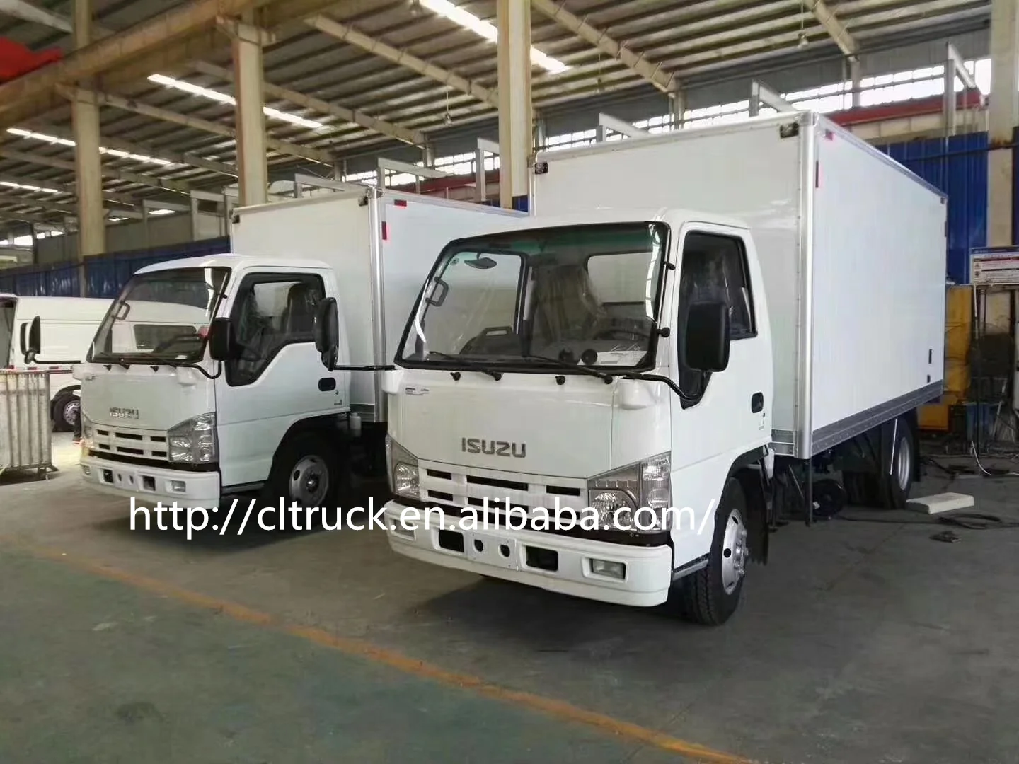 ISUZ-U 4X2 Corrugated Steel cargo van truck 3.5 tons van cargo truck