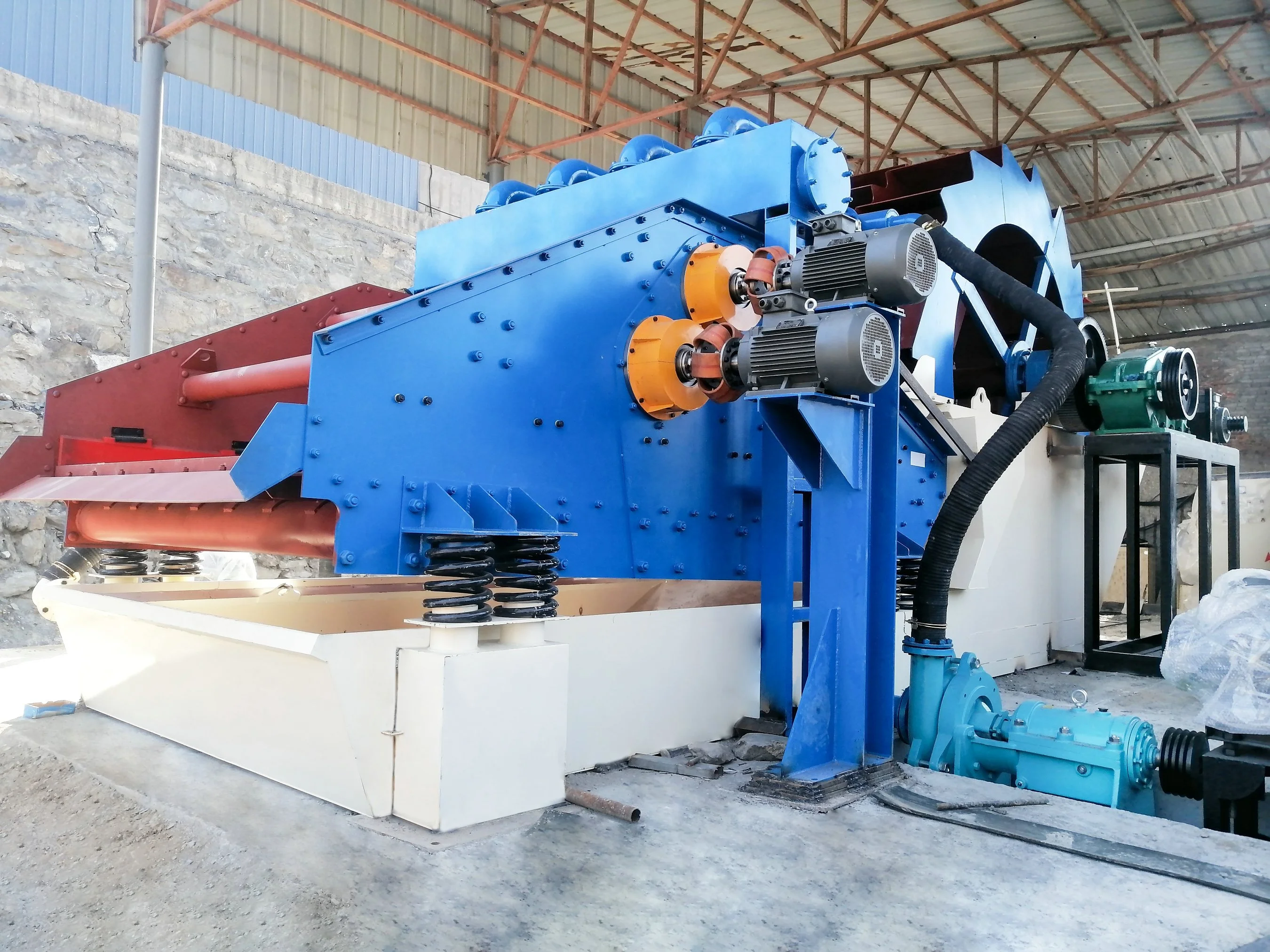 Compact structure wheel sand washer wheel sand washing plant for sale