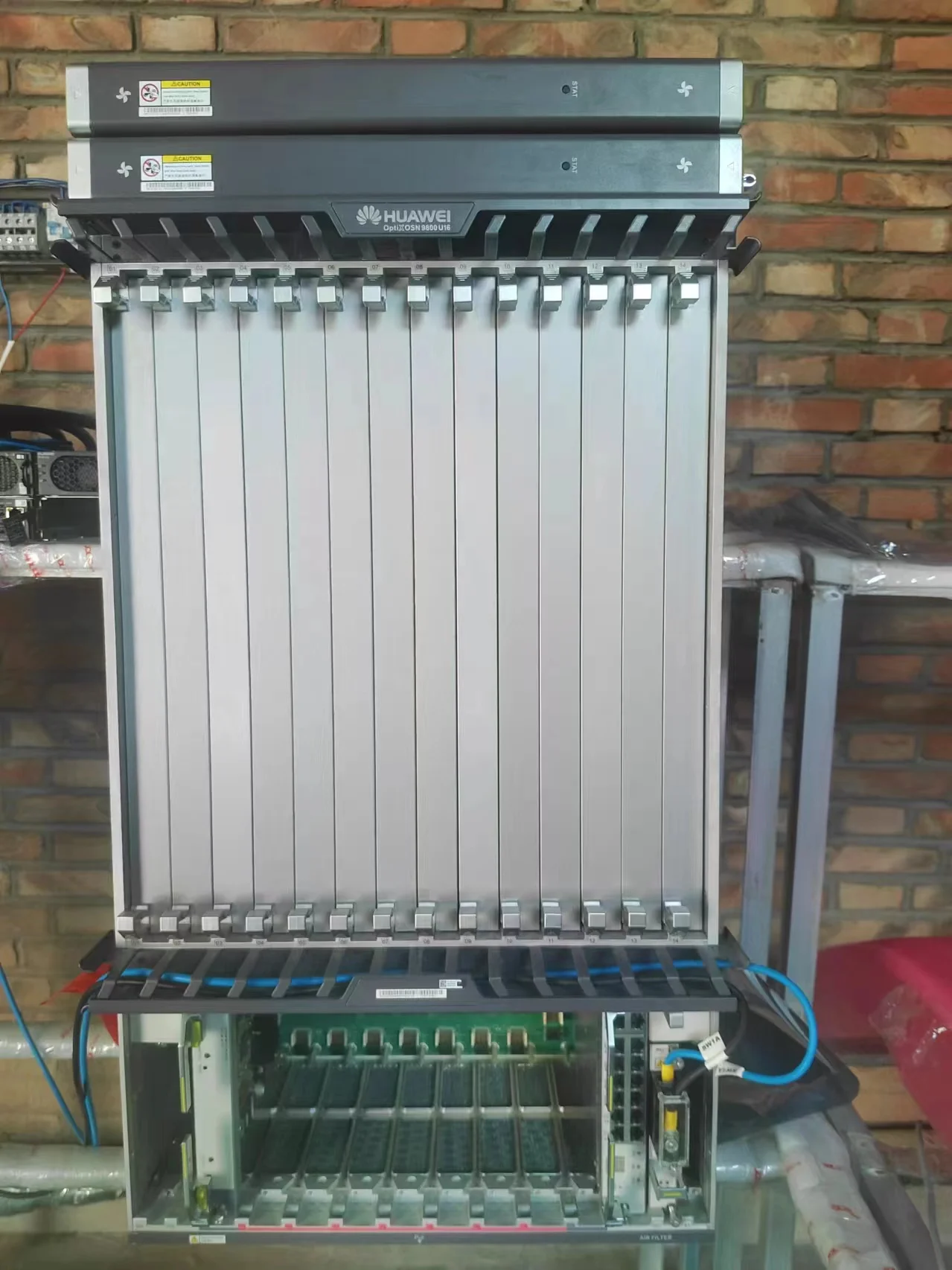Оптическое передающее устройство OptiX OSN 9800 U16 subrock O WAM для оптоволоконного использования