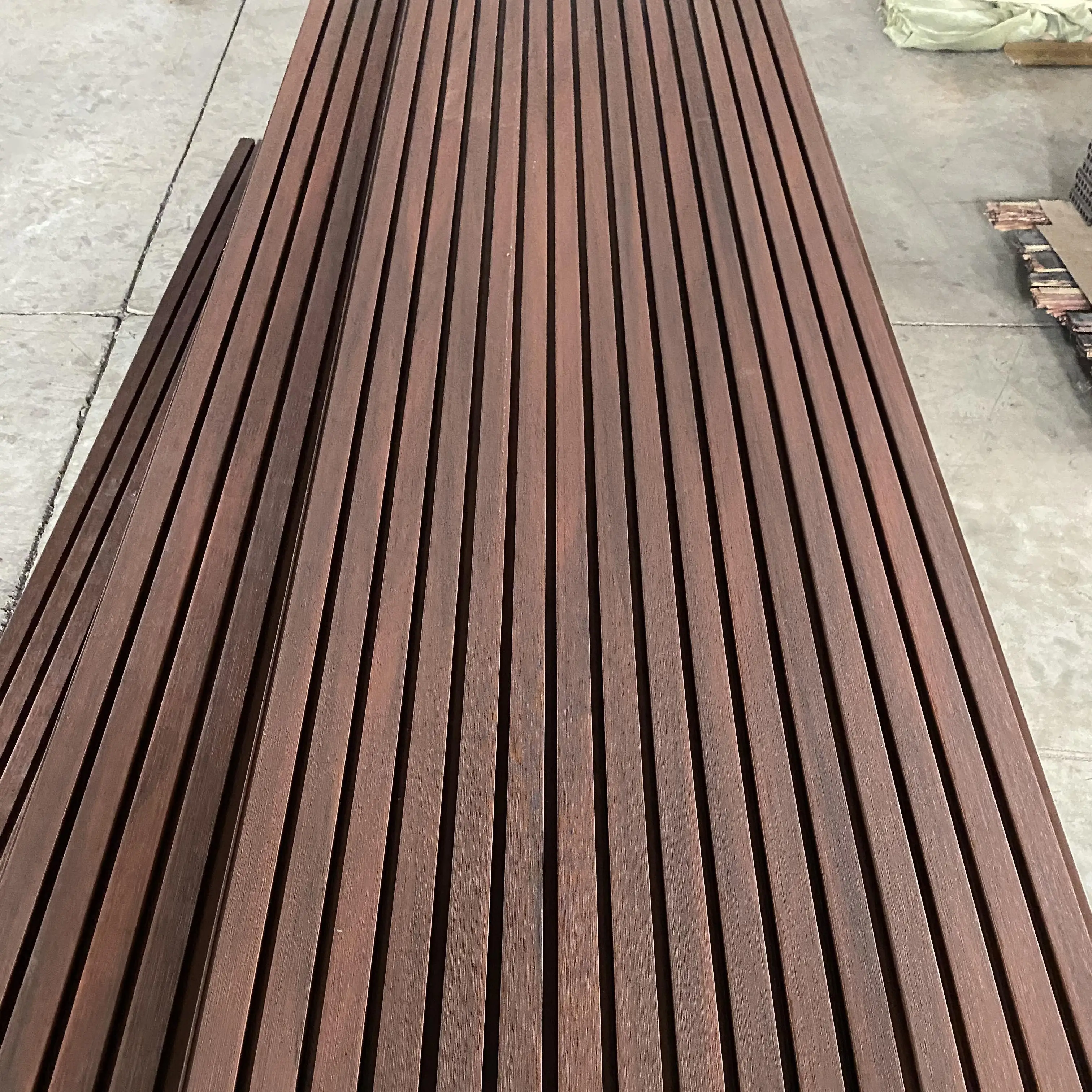 Совместная экструзия наружная настенная панель Wpc Облицовка стен