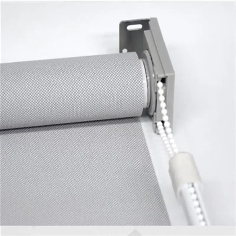 AmytongOEM Factory Customized Home Office Hot Sale Indoor Window Decor Blackout Manual Roller Blind Fabric