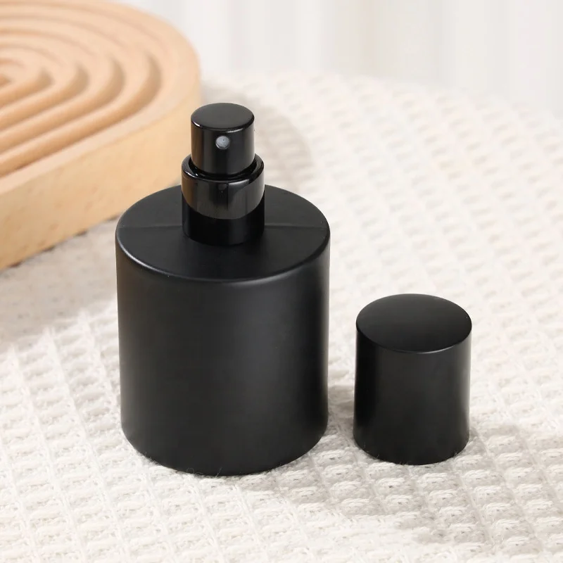 Wholesale Luxury Men Perfume Bottle 30ml 50ml Matte Black Perfume Bottle With Black Cap