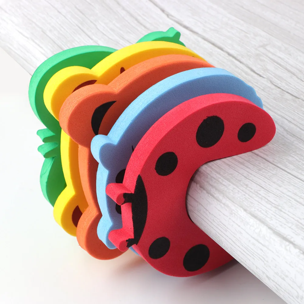 Manufacture Directly Export Child Safety Gate Animal Door Stop Keep Baby Safe Finger Pinch
