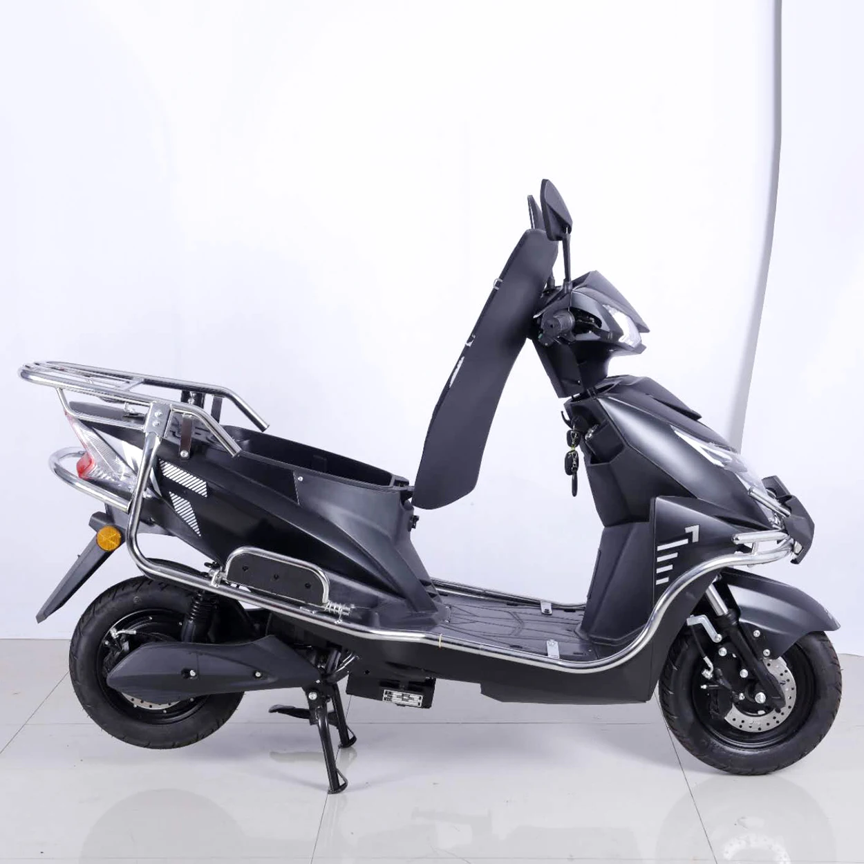CKD SKD low price fast electric moped 2000W 60KM/H high power electric motorcycle for delivery