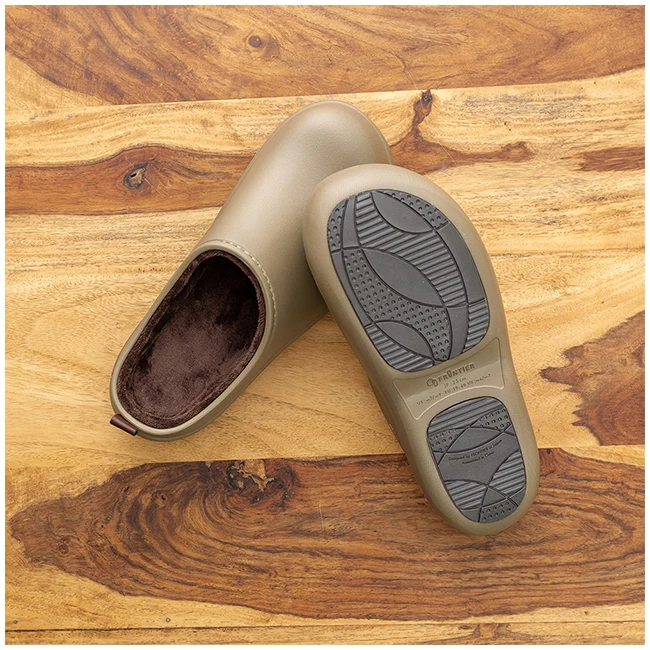 Japanese wholesale comfortable slide latest high quality slippers