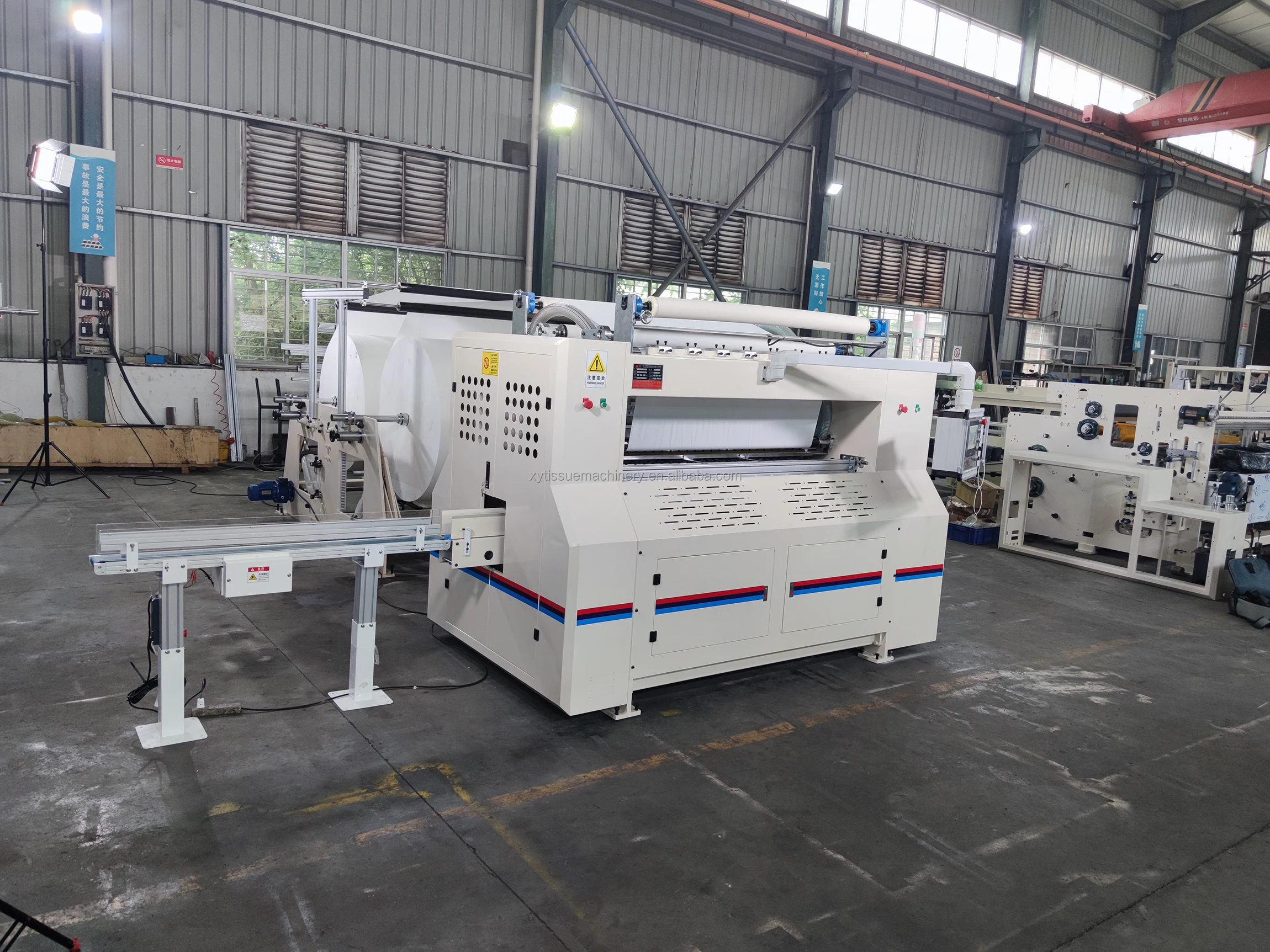 China made automatic facial tissue paper making machine