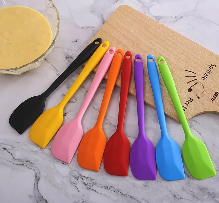 Заводская цена, красочный кухонный силиконовый скребок для выпечки тортов, кондитерский шпатель, инструменты для смешивания