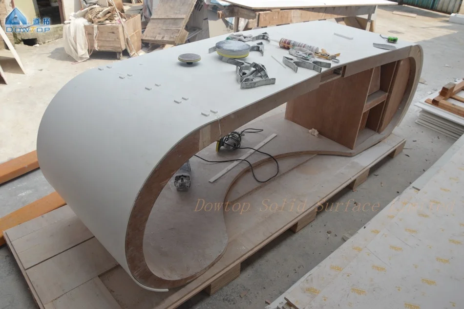 Huizhou Factory custom modern italian office table goggle desk design