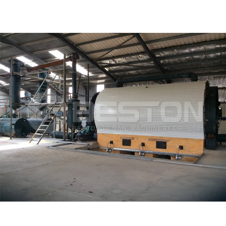 OTR Tires Mining Tires Recycling Pyrolysis To Oil Machine Installed In Peru