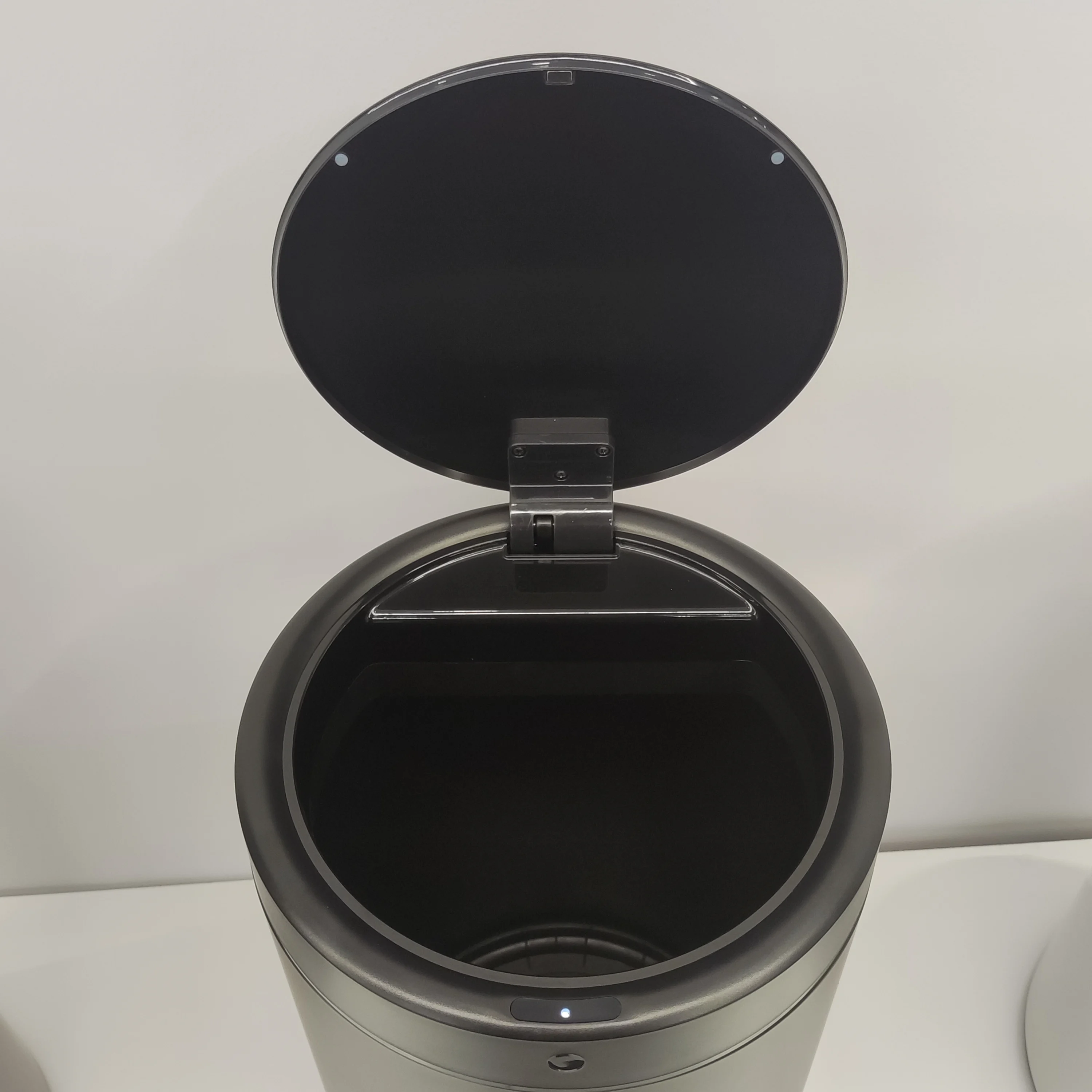 ZR-30S 8Gallon Round Household Trash Can Smart Sensor Waste Bin Minimalism Kitchen bins with black white silver color