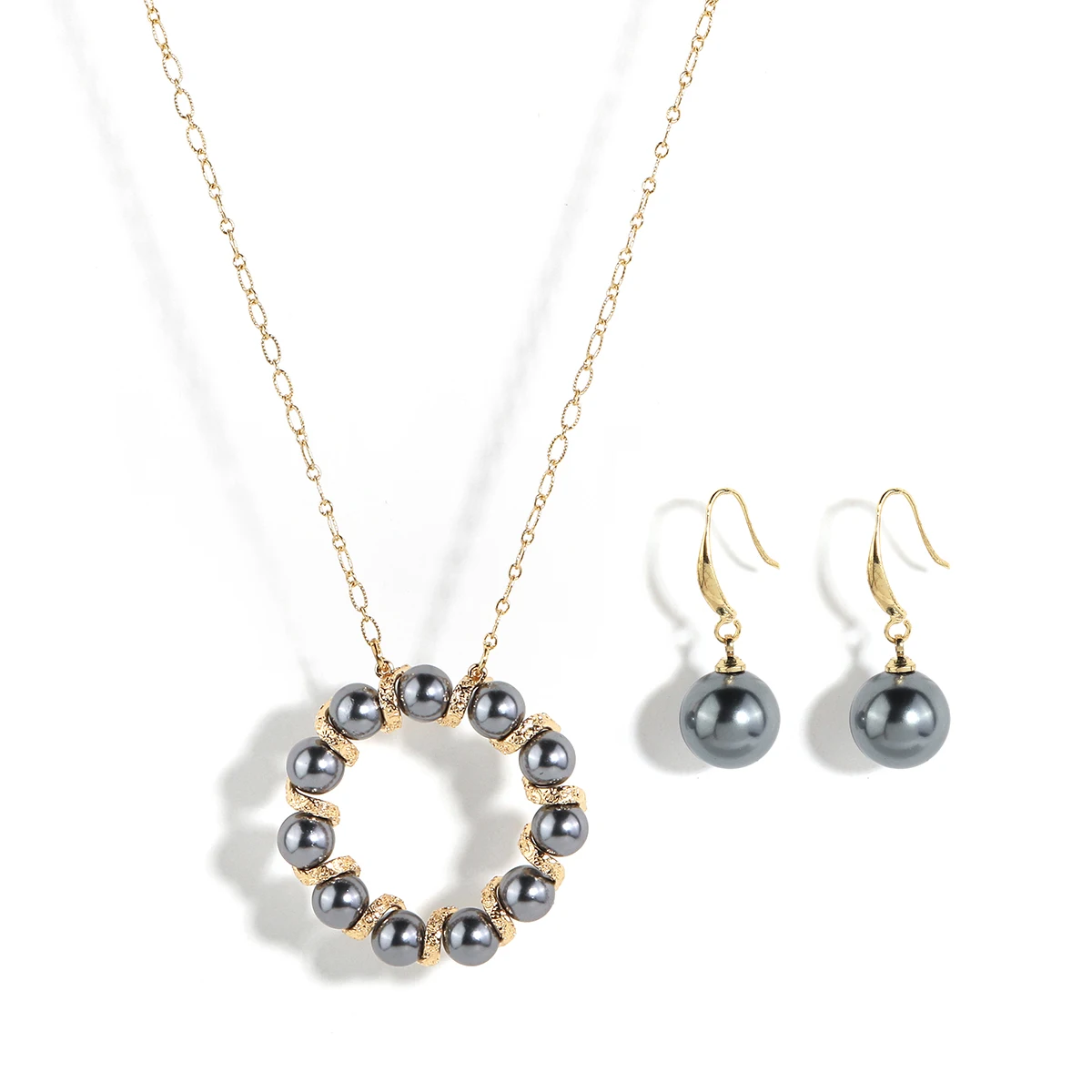 Hawaii Jewelry Circle Halo Pearls Necklace Hook Earrings Set Gold Plated Mother of Pearl Jewelry Set wholesale