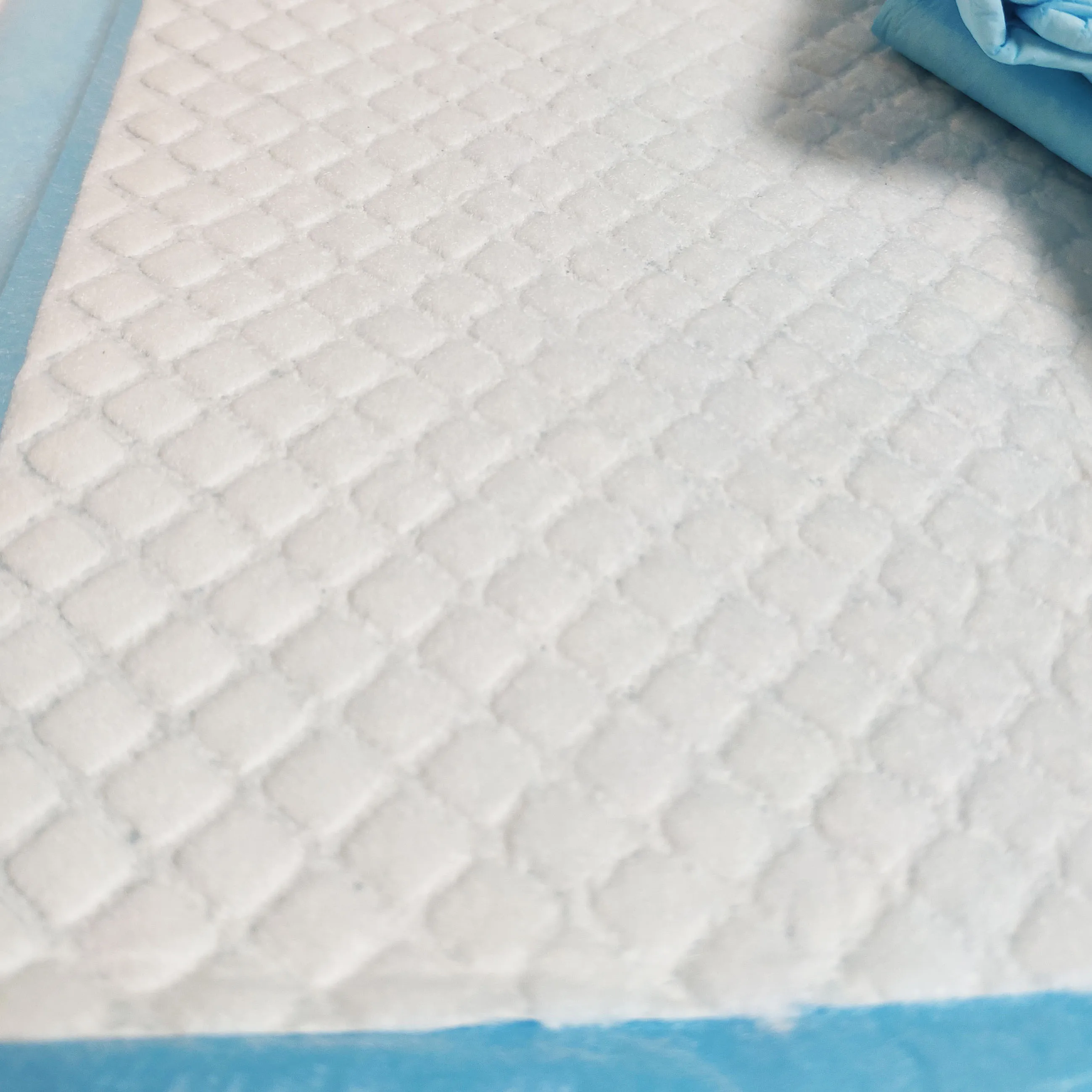 Eco-friendly Puppy Potty Training Pads Disposable Dog Pee Pads Leakproof Chinese Manufacturers