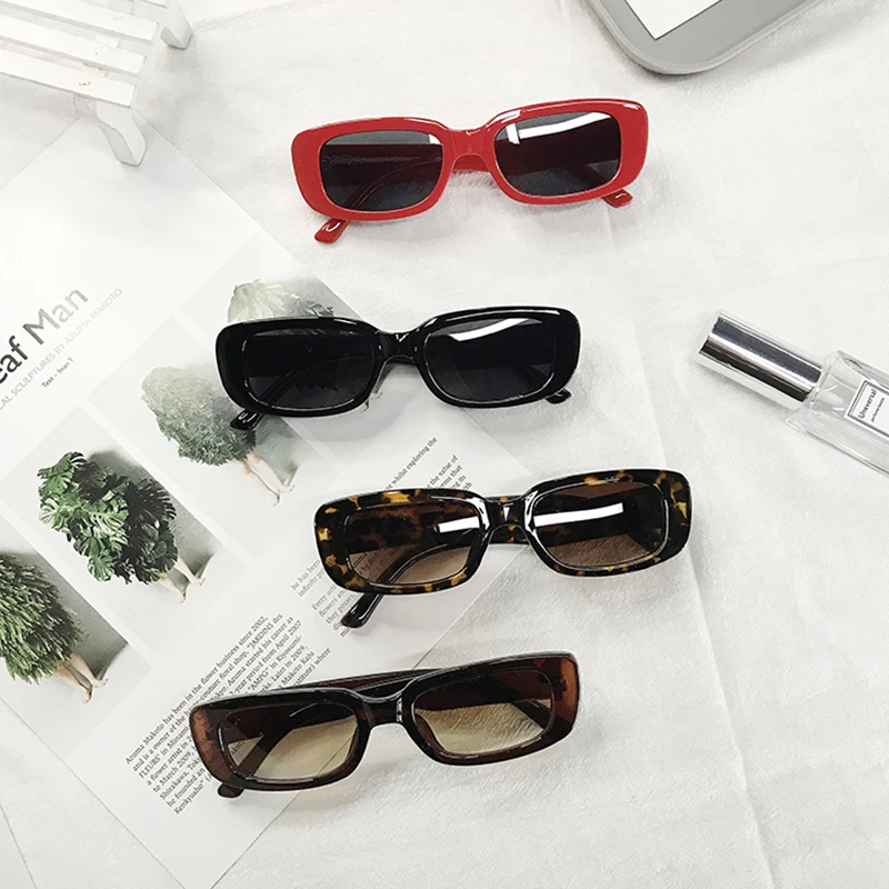  Wholesale UV400 Protect Design Retro Wide Temples Box Small Women Men Square Rectangle Sunglasses Sun Glass with