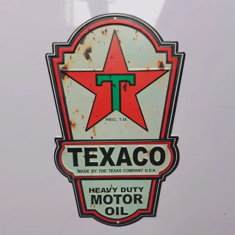 Die Cut Artwork Printing Embossed Metal Sign Vintage Garage Metal Plaque Motor Oil 3D Tin Sign  Man Cave Club Wall Decoration