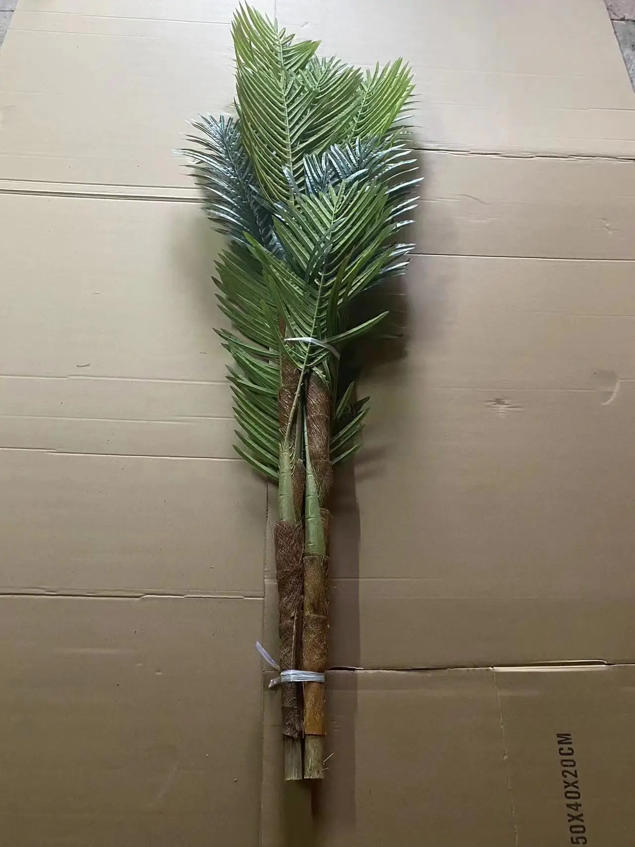 Manufacturer wholesale modern indoor outdoor bonsai plastic artificial palm plant tree