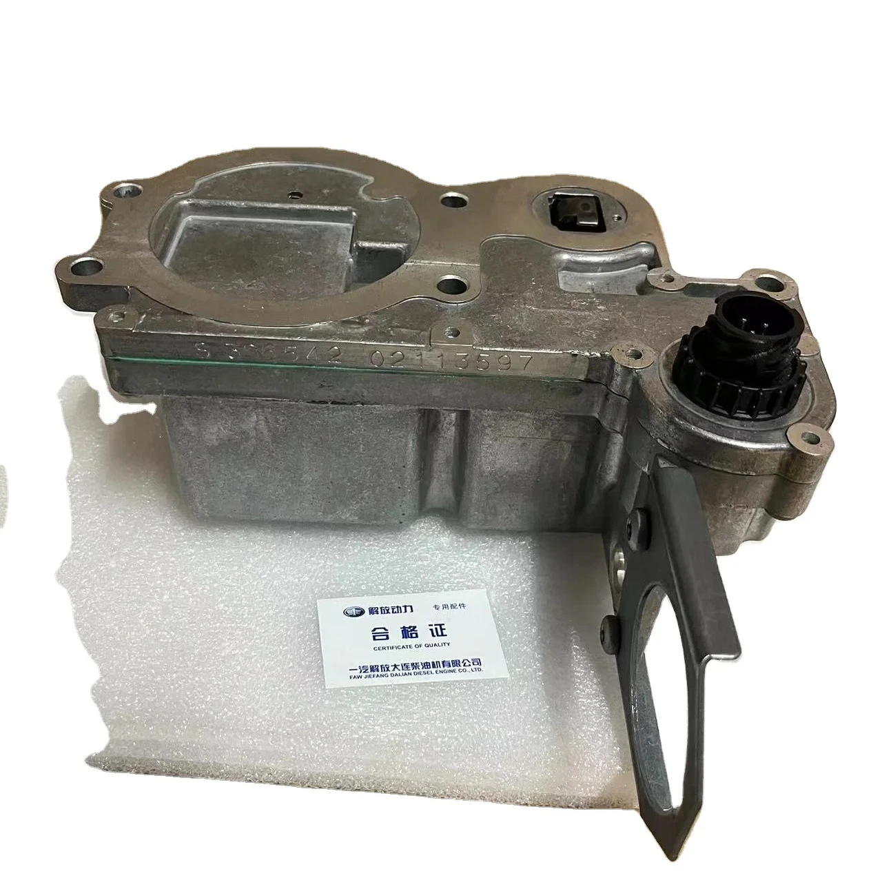 Deutz Diesel Engine parts OEM BFM 1013 2013 TCD2012 L04 2V Regulator Actuator  EC140 EC140B  02113597 02113598