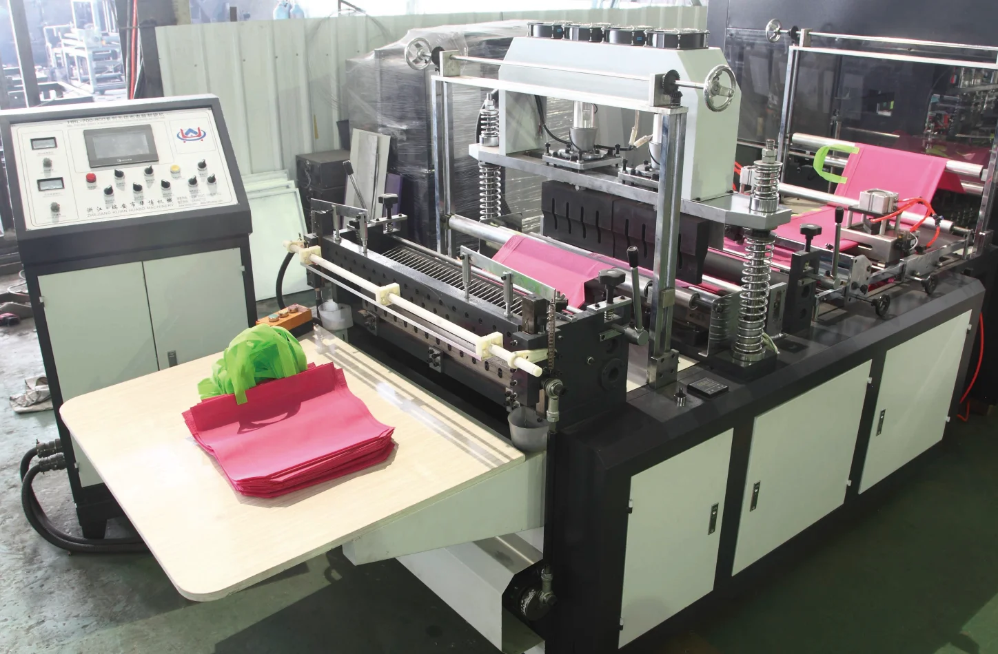 HUABO Wanted non woven zip lock slider bag making machine