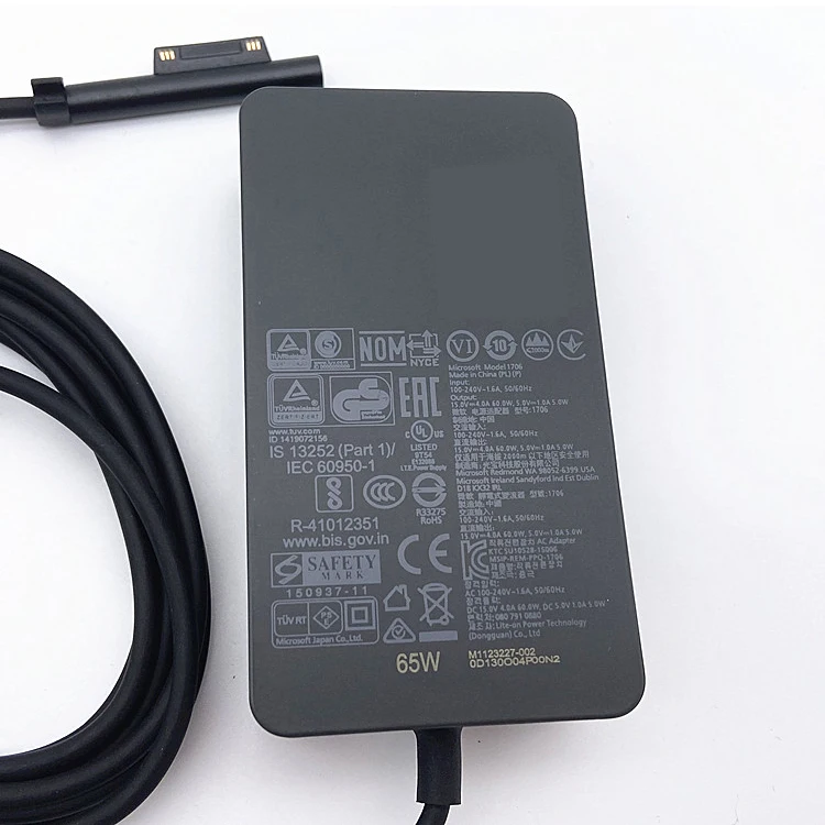 charger surface 65W 3.jpg