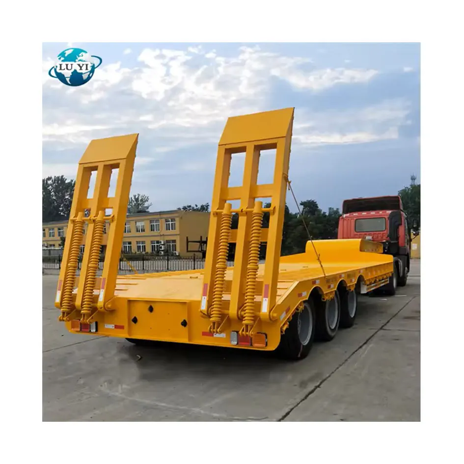 High Quality Heavy Duty Lowboy Lowbed Trailer Transport Heavy Machine Low Bed Truck Semi Trailer With Mechanical Ladder