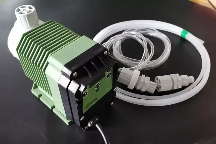 Hot Selling RO System Dosing Pump Factory Price Cheap Aquarium Swimming Pool Dosing Pump 3.12L/H