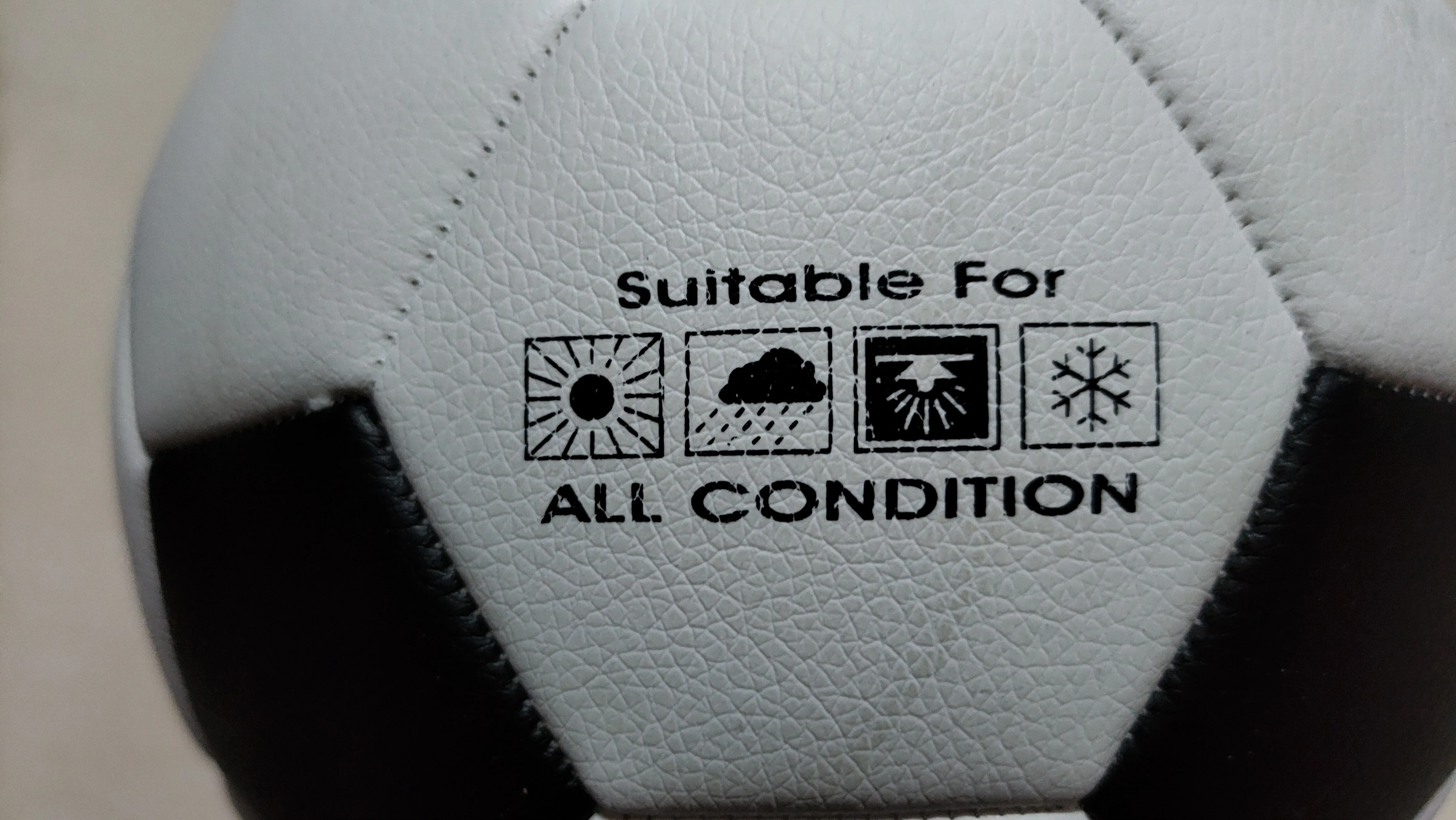 Customized LOGO latest factory direct sales Size4 Size5 football  OEM LOGO futsal ball football Traditional classic football