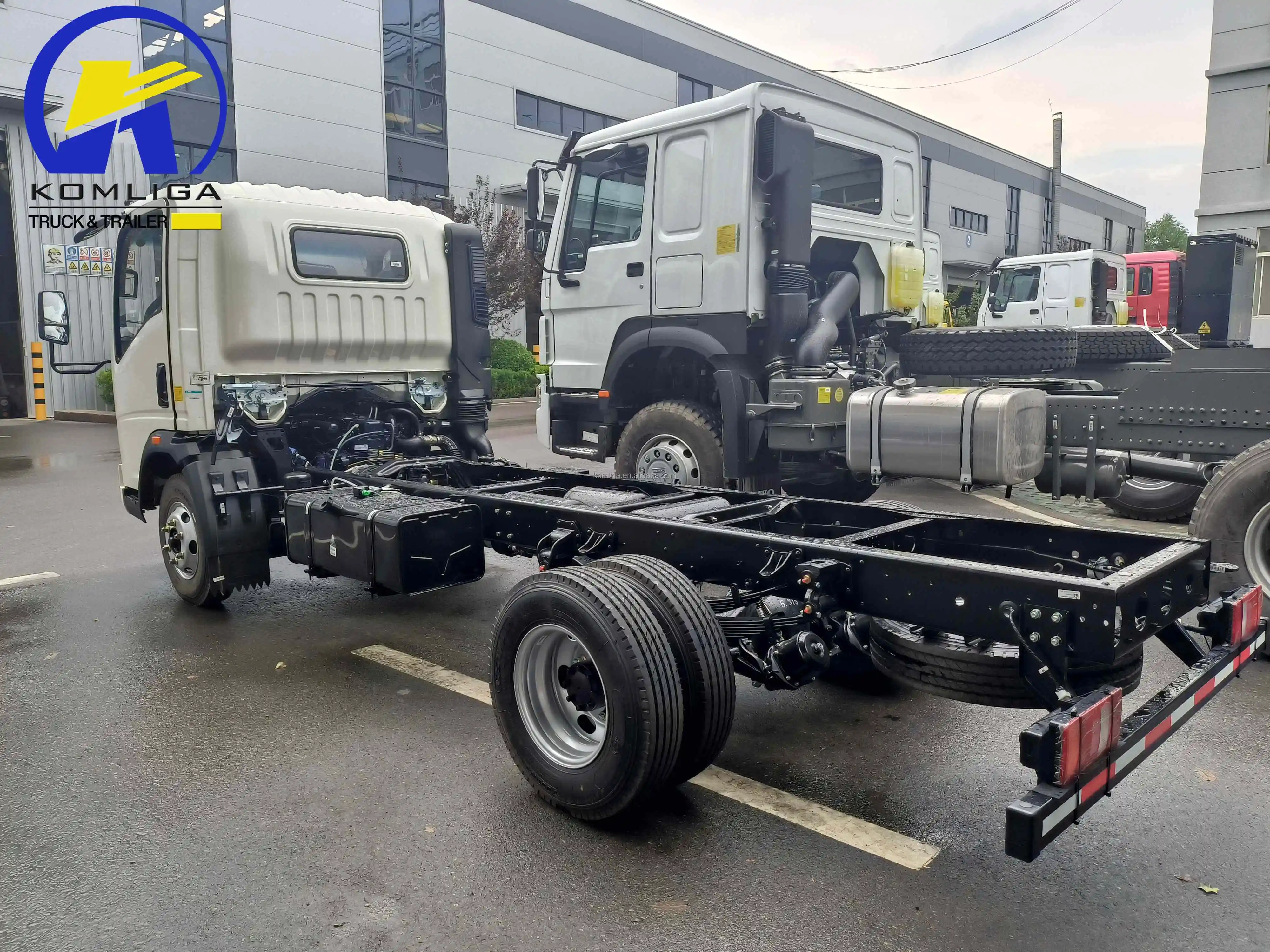 China Famous 3ton Cargo Truck Extra Cabin Mini Trucks 4x4 Diesel Mitsubishi