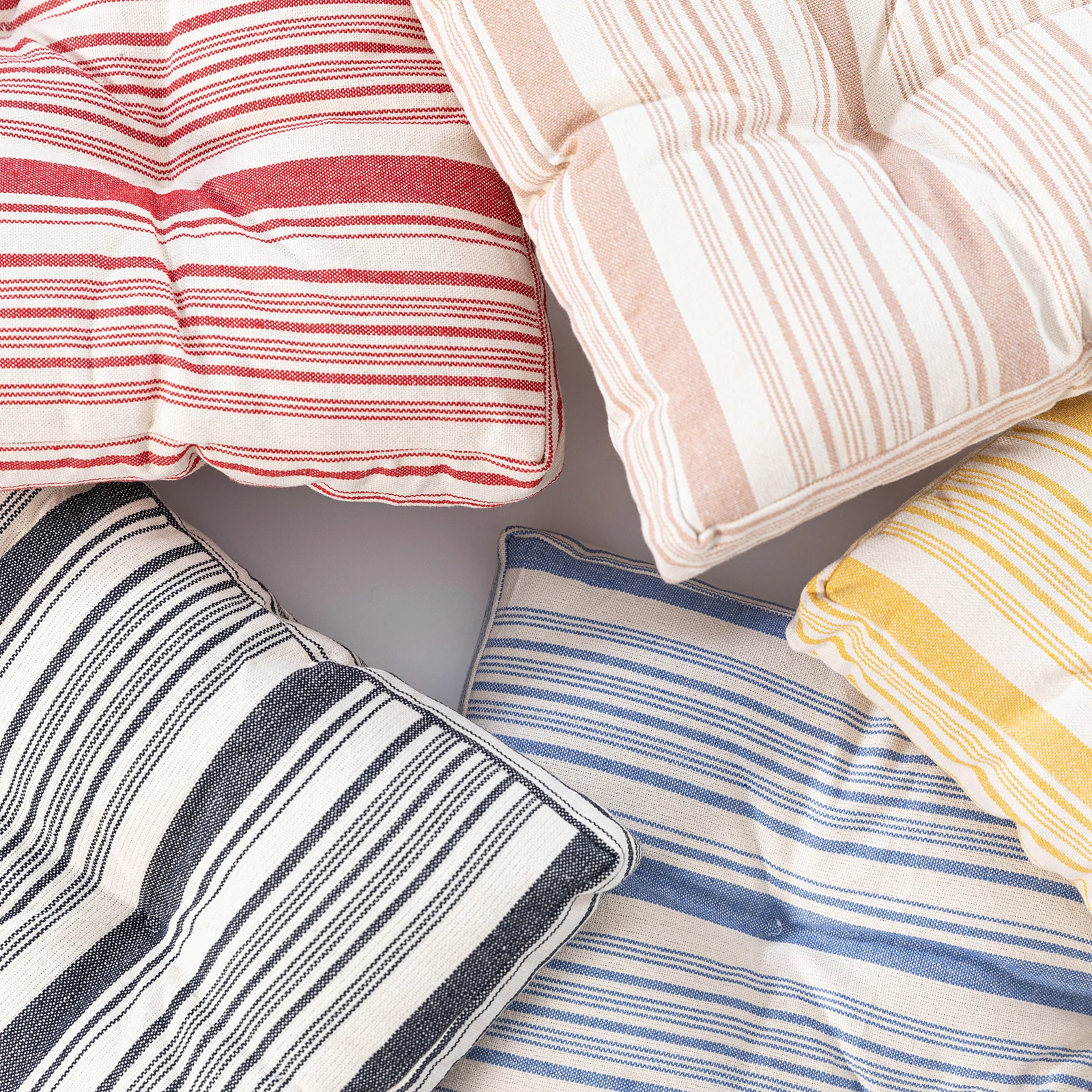 2022 Latest Strip Printing Design Skin Friendly Soft Square Chair Back Cushion Cotton Seat Pillow Cushion with Handle