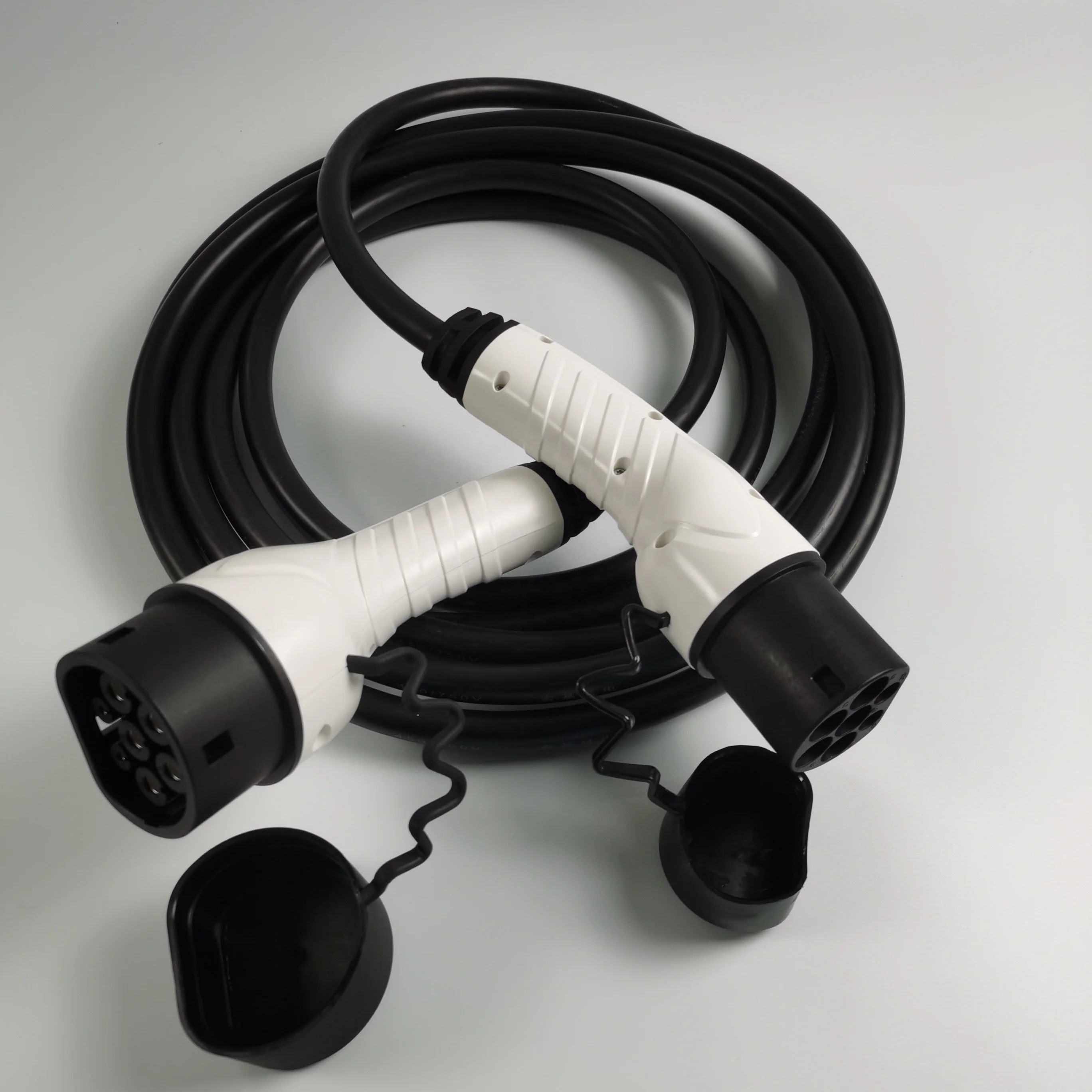 
IEC62196-2 Type2 toType2 MENNEKES 16A three phase 5M charger electric vehicle EV charging cable 