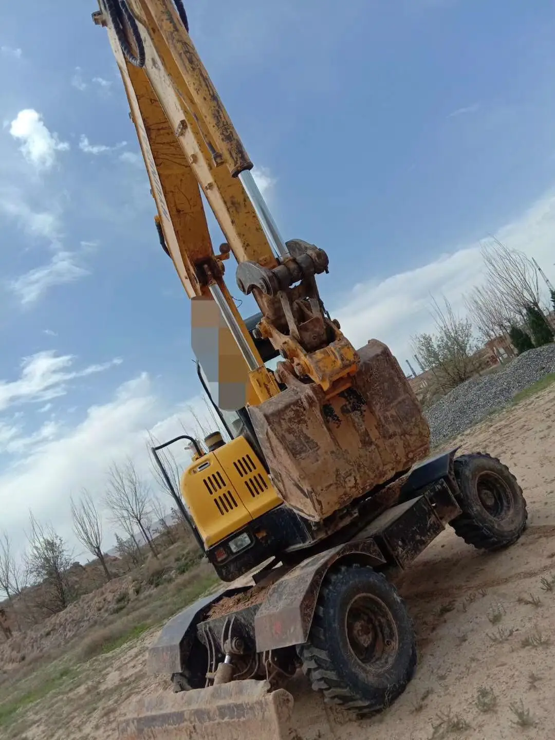 Б/у оригинальный корейский колесный экскаватор hyundai R60w